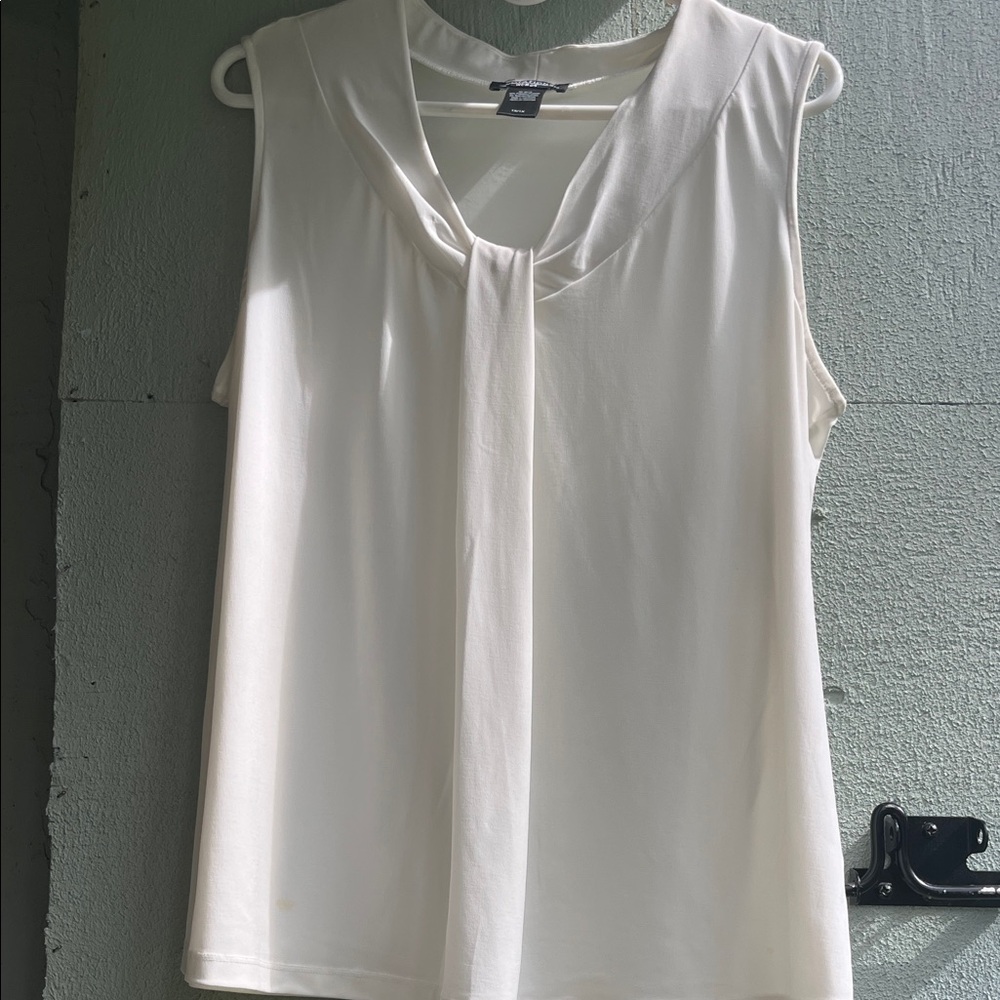 Notations Elegant White Sleeveless Blouse